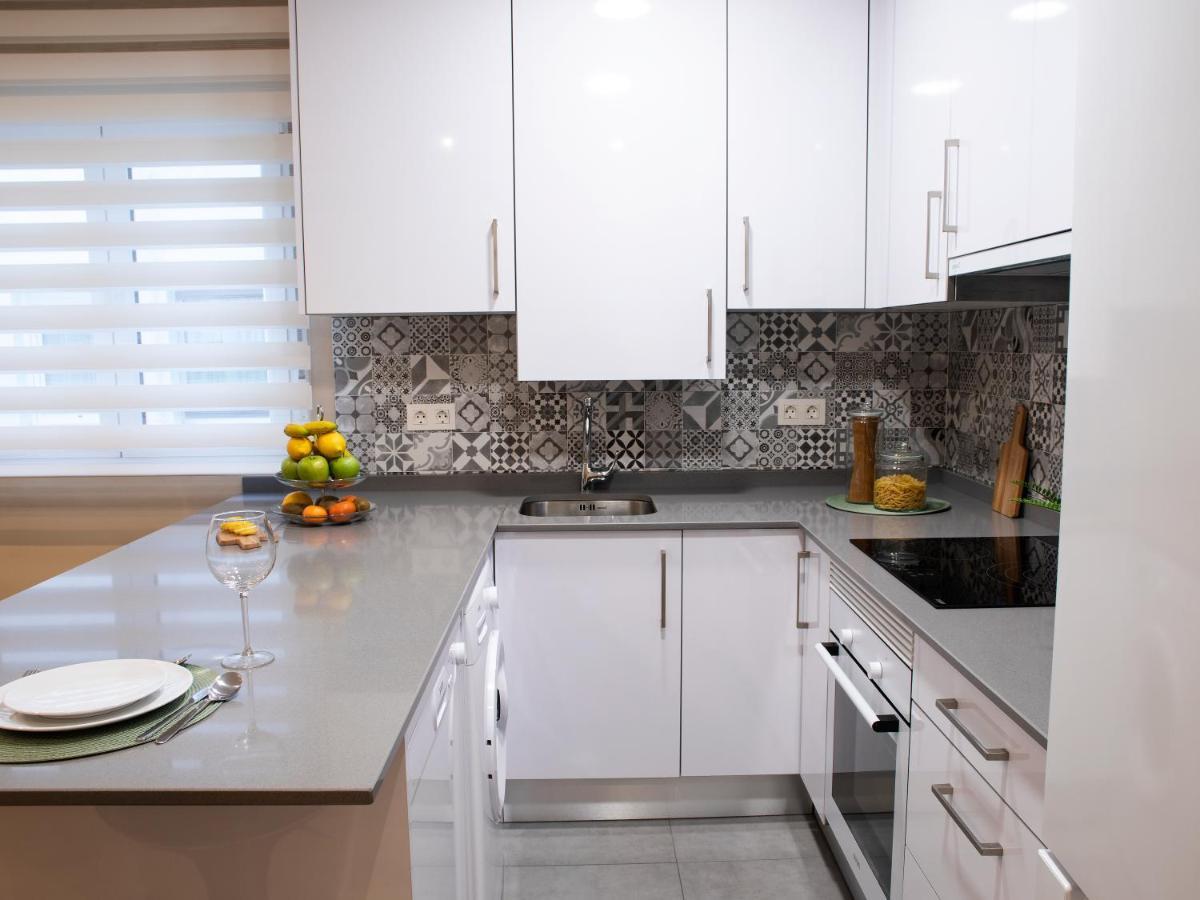 Apartamento Gael- Plaza Espana Avilés Exteriör bild